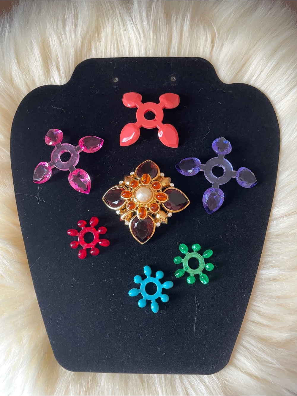 Joan Rivers Brooch Set - Multicolor